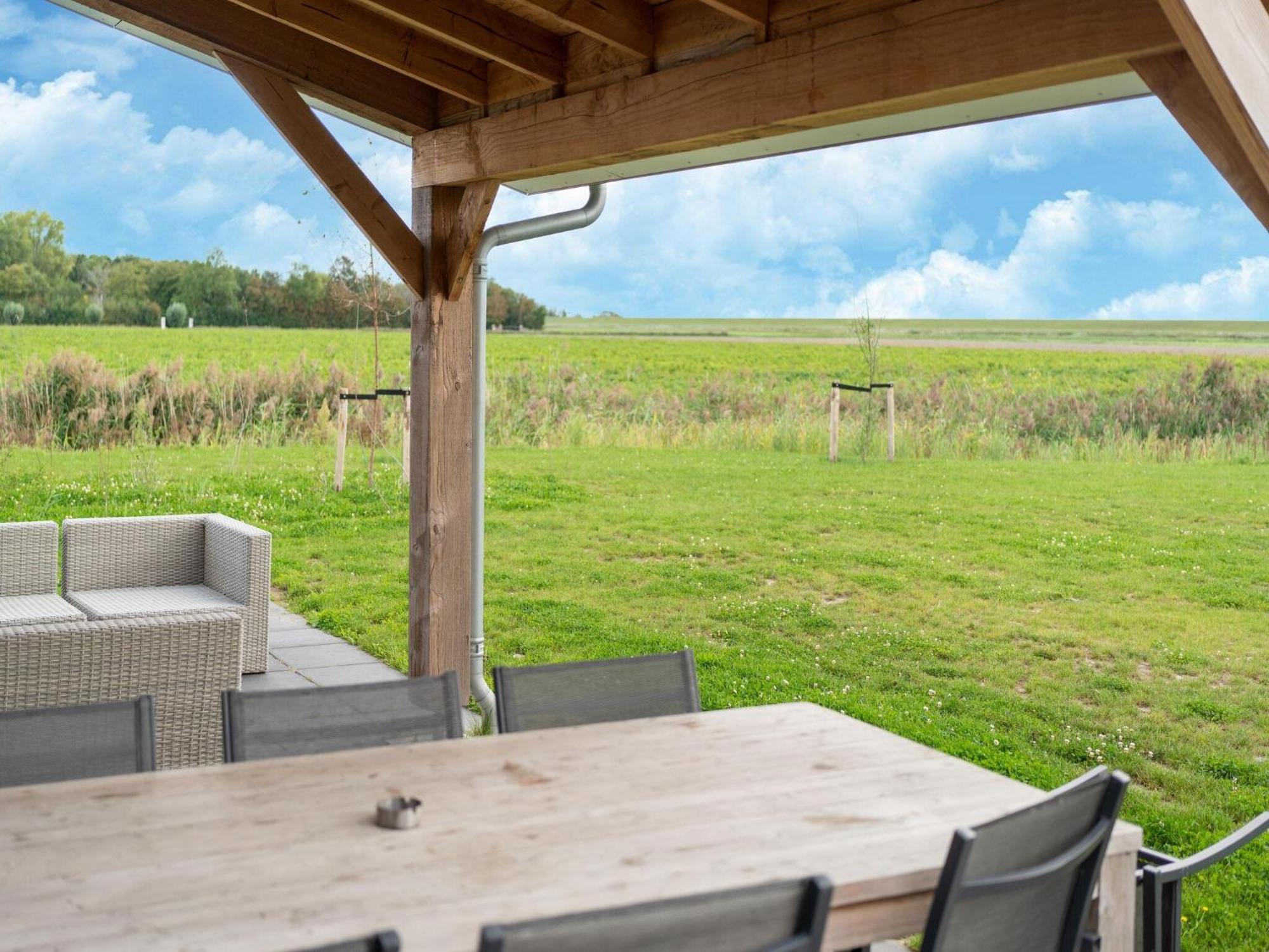 Holiday Home In Scherpenisse エクステリア 写真